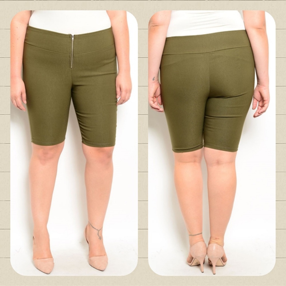 OLIVE PLUS SIZE SHORT
